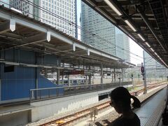品川駅から「東京上野ラインj乗車しました。
高崎線の電車なので　尾久駅で後続の宇都宮線電車に乗り換えました。
