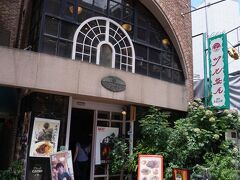 ツル茶ん(つるちゃん)
「長崎名物トルコライス」で有名な創業９０年以上、九州最古の喫茶店とのこと
