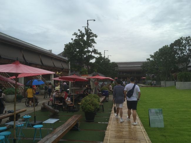 ここで飲み物とかは売ってます。