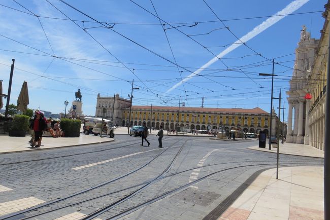 ロシオ広場にやってきました。