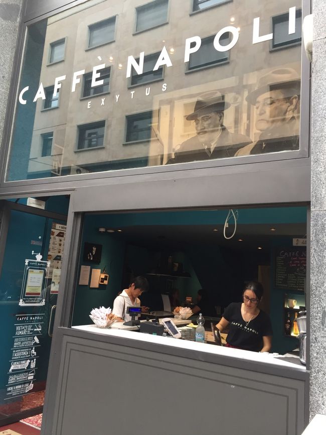 このお店はチェーン店でしょうか。<br />同じ店名の店を見かけました。<br />ここでもエスプレッソ1杯。<br />安定のクオリティ。