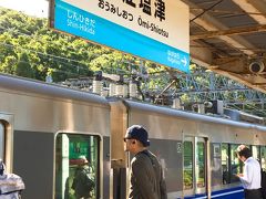 終点の近江塩津駅からは、湖西側からやって来た福井行きの北陸本線に再び乗り換え。　結構混んでて焦りましたが、座れて良かった!　