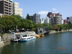 元安橋船着き場からは宮島行きの世界遺産航路船が出ています。
確か片道2000円くらいだったかな。