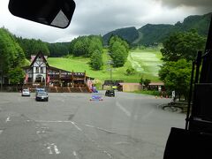 夏は日光白根山ロープウェイになる。
スキー用のロープウェイを使用して頂上の展望台まで行けることができる。

実は戸倉には行かないで、こちらに立ち寄る案もあった。
こちらもなかなか気持ちよさそうな場所だ。
