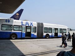 ロサンゼルス国際空港 (LAX)