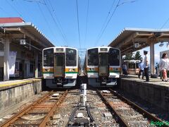 【天竜峡駅】
9:08着-10:55発=1°47'　　もう十分という方は下記の３つの橋を見た後、10:15発の特急伊那路2号で帰路についても良いかも。実際汗びっしょり、へとへとでした。
※飯田線は天竜峡から南に見どころが集中しています。