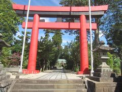 駅から5分くらいの場所の新橋浅間神社