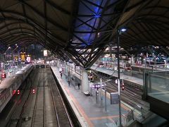 不思議な屋根のサザンクロス駅