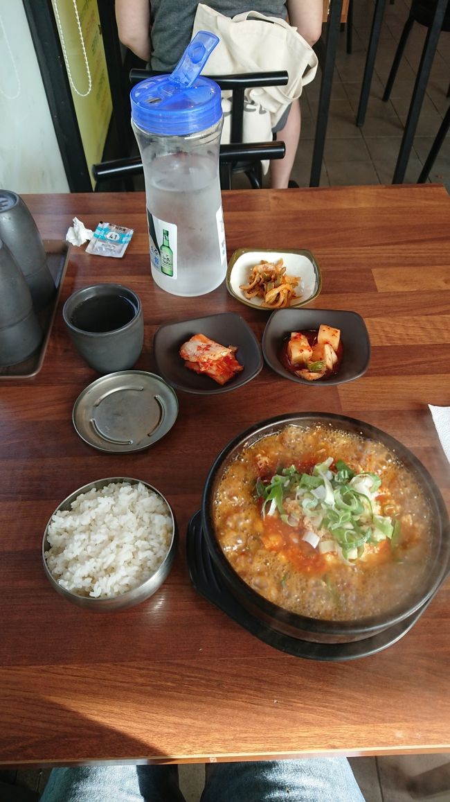 金村駅前、海鮮純豆腐