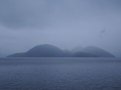 恵山岬からはひたすら雨・・・。
しかもハンパない雨やったからだいぶ迷ったんですが、せっかくやから洞爺湖来てみました。