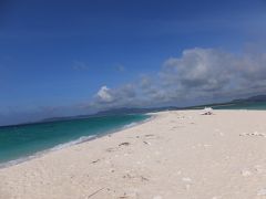 はての浜上陸
真っ白な砂浜だけの無人島。
