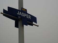 午前８時，ジャスパー駅に到着。