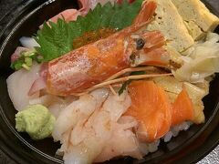 ●すしざんまい 京都河原町店＠

海鮮ちらし丼＠1500-(税別)。
開店して間もなく、行ってみました。
賑やかすぎる店内で、ゆっくり出来ませんでしたが、この海鮮ちらし丼、めちゃくちゃうまいです！とっても新鮮なのですね。24時間営業なので、朝から食べれます！間違いなくリピートです。