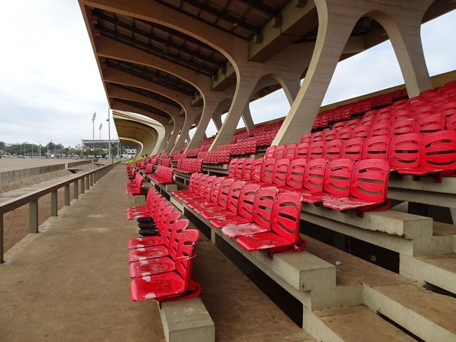 独立広場のスタンド