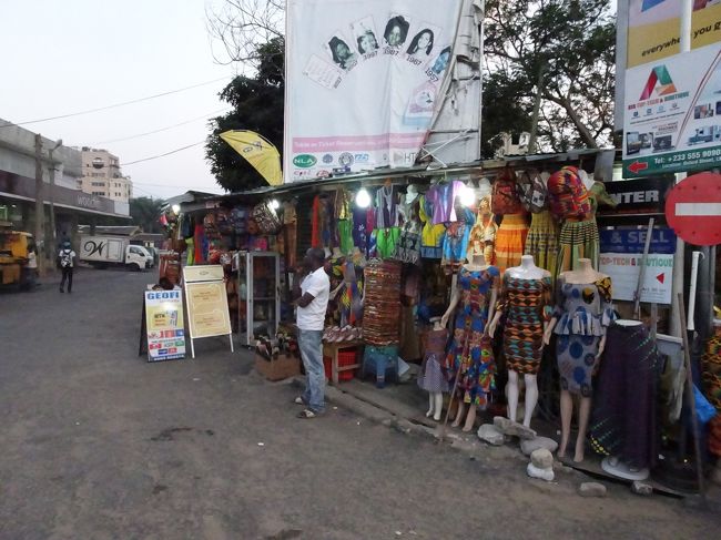 土産物屋もありました。