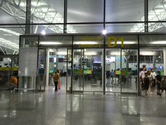 ノイバイ国際空港 (HAN)