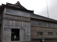 旧花田家鰊番屋
道の駅に併設されています。