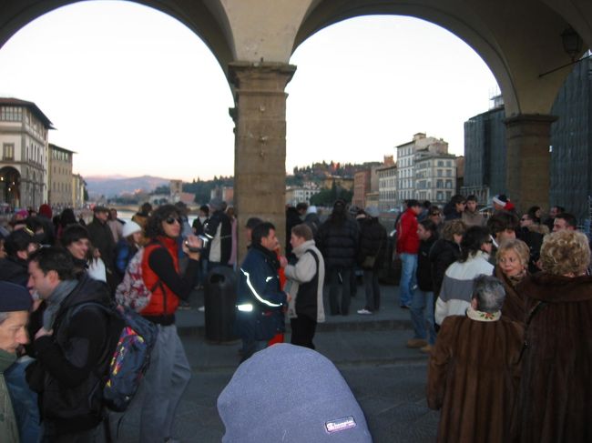 ベッキオ橋の上