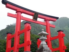 湯殿山神社に到着（12:00）