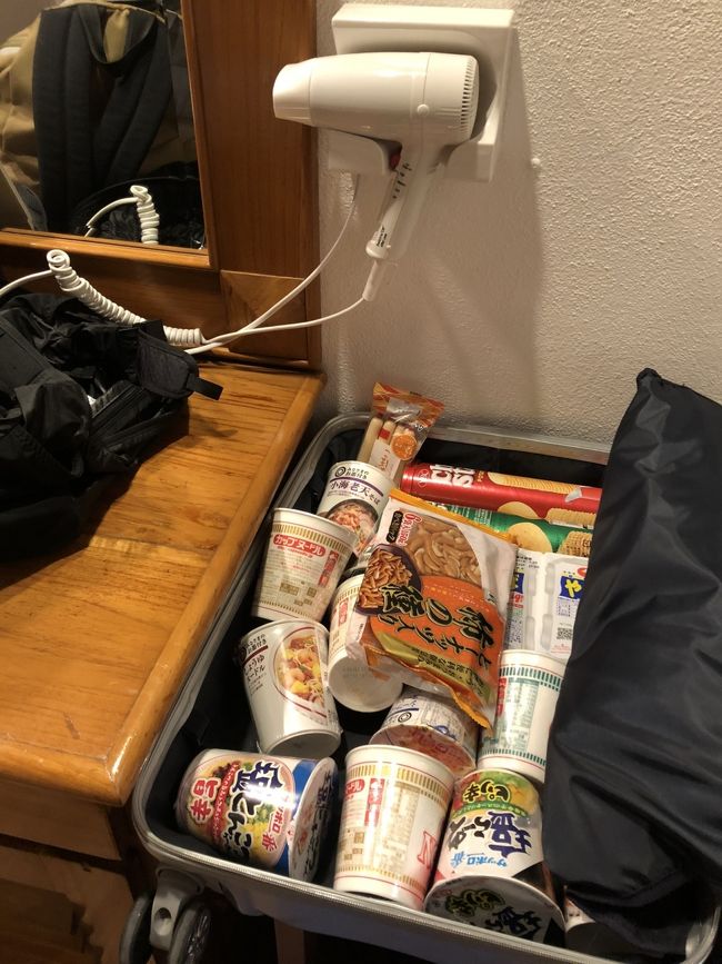 カップラーメンめっさ持って行きましたw