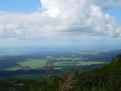 　元滝伏流水を見学した後は、鳥海山ブルーラインを経由して酒田の方に戻ります。ようやく晴れてきた日本海と庄内平野です。