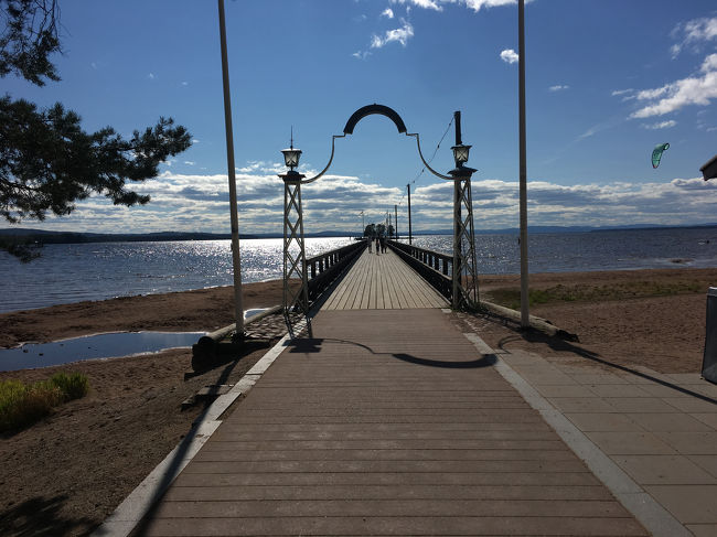 Rättvik駅、目の前の湖<br />乗換えで立ち寄る、もう少し時間あればこの先まで歩いて行ってみたかった。
