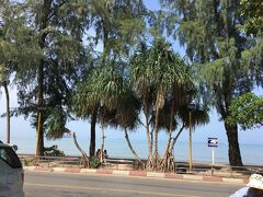 チェックインまで暇です。
どうしましょうかね。