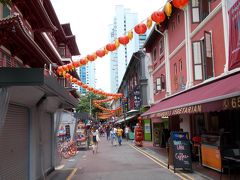 スリ・マリアマン寺院の少し先、ひときわ大きな仏教寺院”Buddha Tooth Relic Temple”の脇の路地がサゴ・ストリート。

ここに、ヘリテイジセンターで知った”死の部屋”があったそうです。
シンガポールに移住し、この地に身寄りのない女性たちが死を迎えた部屋。

（闇の世界を識る！阿片の香り体験、ヘリテイジセンターでディープなシンガポール　ジャカルタ・シンガポール2018の旅8-1）
https://4travel.jp/travelogue/11388999