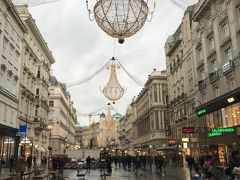 ☆グラーベン通り☆
この通りはおしゃれなお店が続きます。