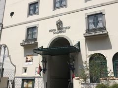 前泊したホテル（ホテルモントレ長崎）を出発。
男一人の宿泊にはもったいない！
