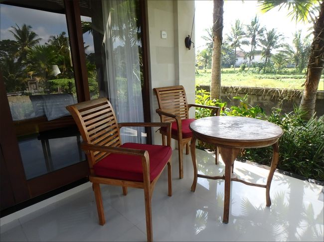 うわぁ～<br /><br />もうこのテラスの美しさ、完璧！<br /><br />たまりません！！(≧▽≦)