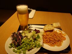 この年も12月29日17時まで働いて、夜、羽田空港へ。