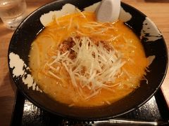 18:10　札幌ラーメン＠雪あかり
18:30　新千歳空港発のはずが35分遅れ。成田到着は20:05予定だったけれど、どうなることやら…