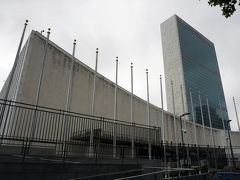 国連本部へ到着。