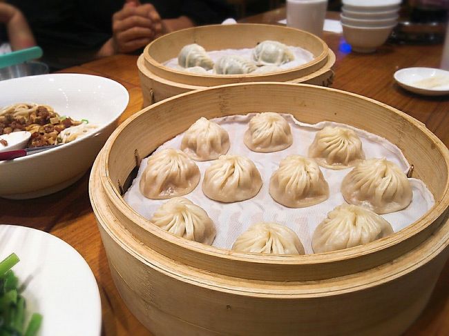 小籠包も安定の美味しさ。<br /><br />何回も食べすぎて初めて食べたときの感動はもうない 笑