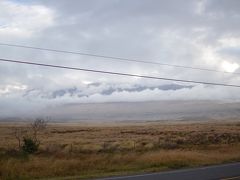 マウナケアは雲に隠れてあまり見えませんでした。