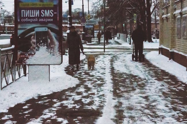 ペトログラツキー界隈にお目当ての店があるので<br />探します