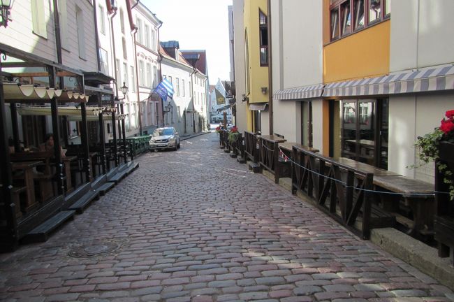 じゃあラエコヤ広場を通って宿に戻ろう