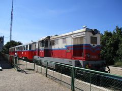 ヤーノシュ山麓を走る子供鉄道、運転手以外は１４歳までの子供たちが運営しています。