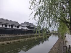 巴波川沿いの蔵造り

遊覧船も通るようですが、平日のためか見ることは出来ませんでした。