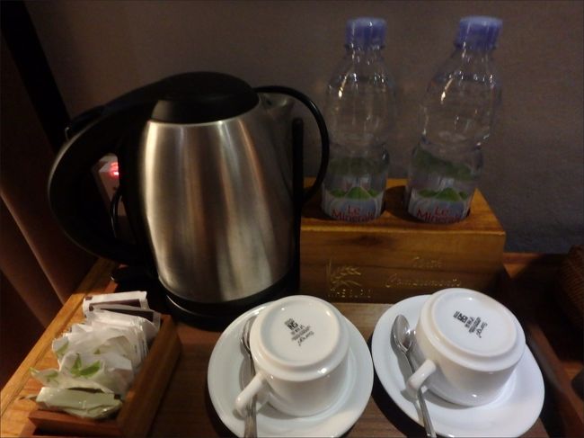 コンプリ水は１部屋に２本なのでじゅうぶんです。