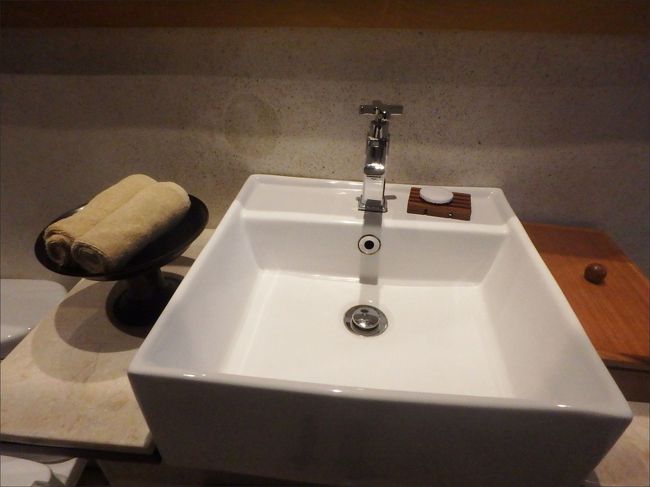 何から何まで無駄がなく、シンプルで美しい。