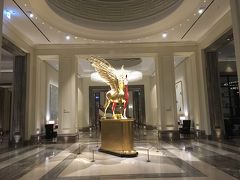 タクシーでパラダイスホテルに移動
インチョン空港からのタクシーは近距離専用の並び場があり、ここまで4,200ウォンなり