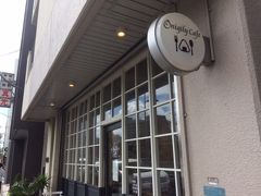 中目黒から徒歩4分のところ、Onigily Cafeという名のおにぎり屋さん。