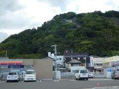 東照宮（のふもと）に着きました
東照宮は山の上なので登るのを諦めました