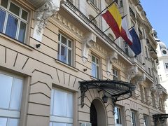 ワルシャワの宿泊はPolonia Palace
私が好きなヨーロッパのクラシックホテルです！

Hotels.comのポイントをためた分の無料宿泊特典を利用して差額分だけお支払い。かなりお安く宿泊できました。