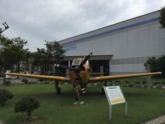 小松空港の目の前に、航空博物館
（正式名称は石川県立航空プラザというらしい）
があり、
行きのバスの中で、時間があったら寄ってみよう！
と、少し早めに金沢観光を切り上げてやってきました。