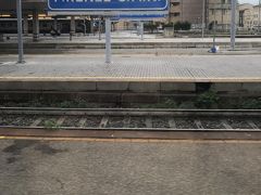 1時間半ほどで無事到着！

ローマの次はもうフィレンツェ　サンタ・マリア・ノヴェッラ駅です。