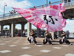 象の鼻パーク　横浜よさこい祭り

３団体の踊りが披露されました。

「あまね」の皆さん
（伊東市から来られたそうです。）
