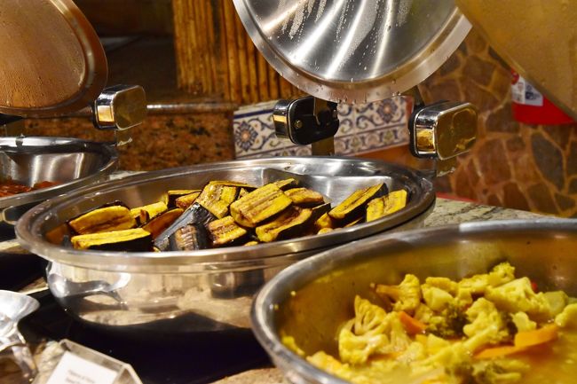 この他にローストビーフも注文で切ってくれて、柔らかくておいしいとみんな食べてました。